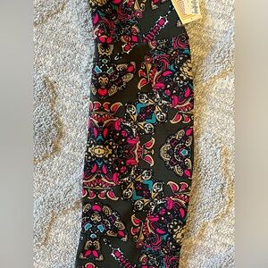 NWT Lularoe Cassie pencil skirt with colorful pattern size large